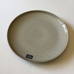 MARIMEKKO Oiva / Siirtolapuutarha
Dinner Plate NWT
10”